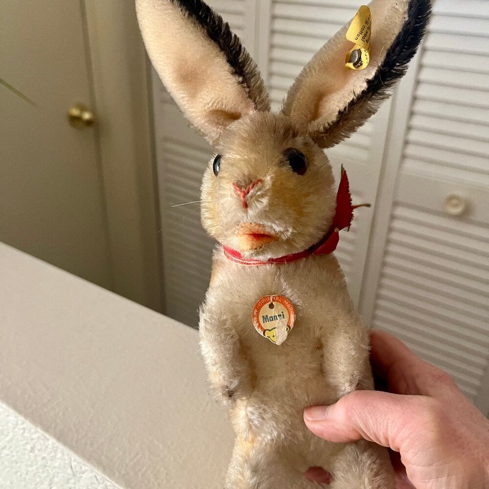 Vintage Steiff Rabbit "Manni" – With Button, Tag & Ribbon – Collectible - Picture 2 of 6